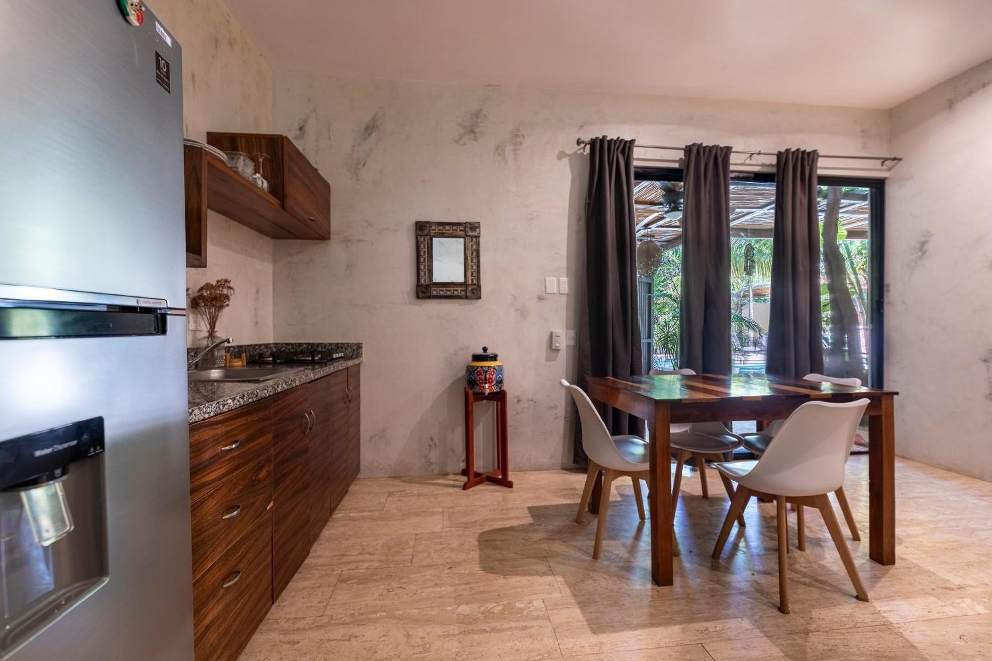 Apartahotel Trece Lunas 4*